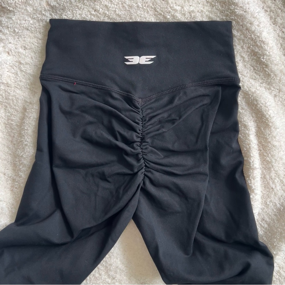 NWOT Black High-Waisted Leggings